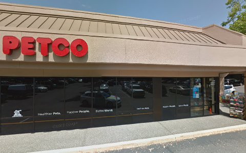 Pet Supply Store «Petco Animal Supplies», reviews and photos, 333 S State St a, Lake Oswego, OR 97034, USA