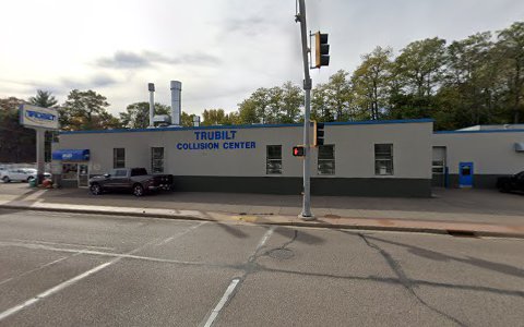 Auto Body Shop «Trubilt Collision Center Inc», reviews and photos, 1631 Harding Ave, Eau Claire, WI 54701, USA