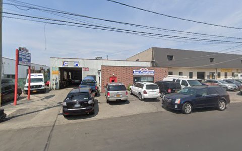 Auto Repair Shop «Country Parkway Repairs», reviews and photos, 51 Urban Ave, Westbury, NY 11590, USA