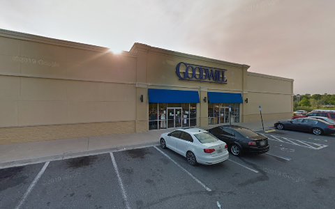 Thrift Store «Goodwill Thrift Store - Lenox Pointe», reviews and photos