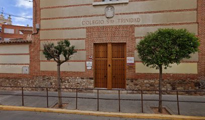 Colegio Santísima Trinidad en Valdepeñas