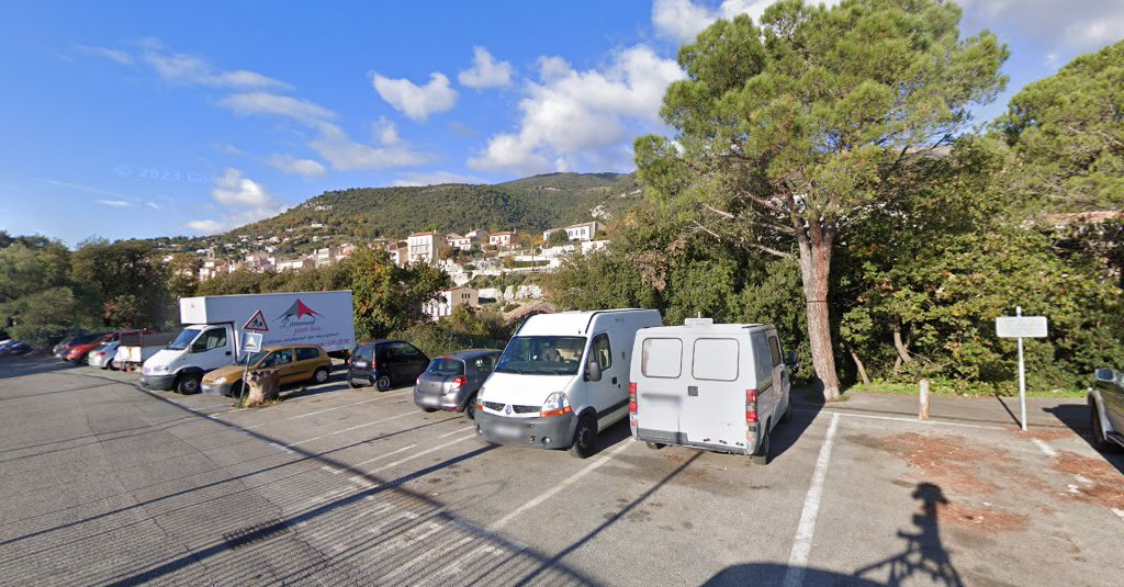 parking de caravan à Tourrettes-sur-Loup (Alpes-Maritimes 06)