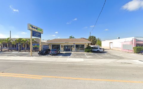 Furniture Store «Bed Post Discount Furniture Store», reviews and photos, 3001 NE 6th Ave, Wilton Manors, FL 33334, USA