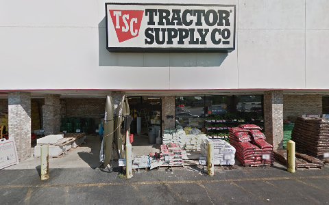 Home Improvement Store «Tractor Supply Co.», reviews and photos, 115 4 Seasons Blvd a, Hendersonville, NC 28792, USA