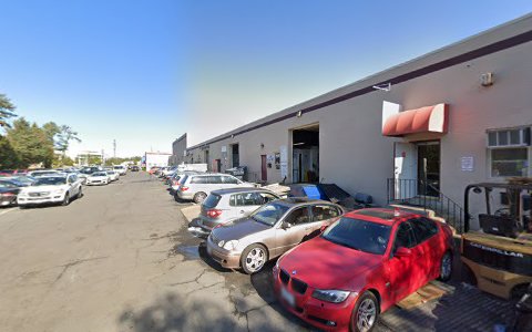 Auto Repair Shop «Zaf Auto Repair», reviews and photos, 494 Elden St, Herndon, VA 20170, USA